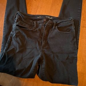 Universal Thread Skinny Jeans Black Size 2/4